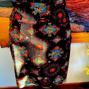 LuLaRoe Cassie SZ XL fun pattern with orange, blues, red